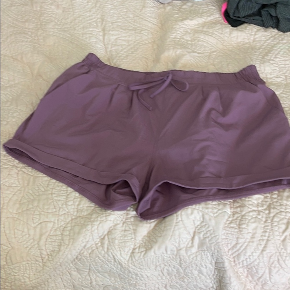 Zyia active shorts